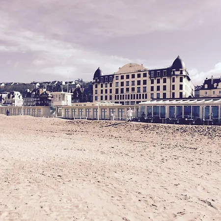 Апартаменты Studio Residence Palace De Trouville - Plage