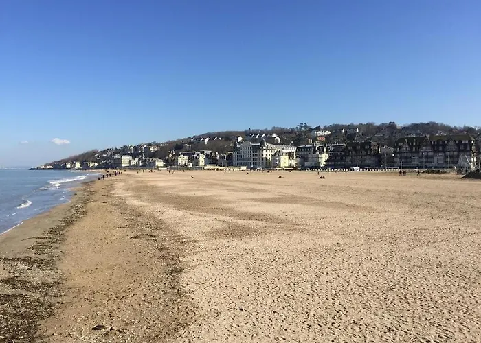 And Hyper Center * Trouville-sur-Mer